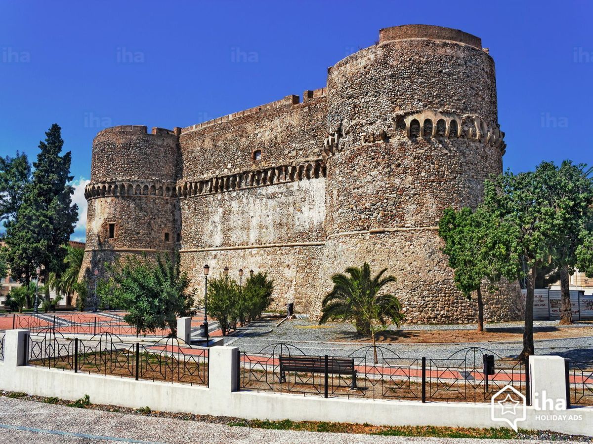 Il Castello Aragonese